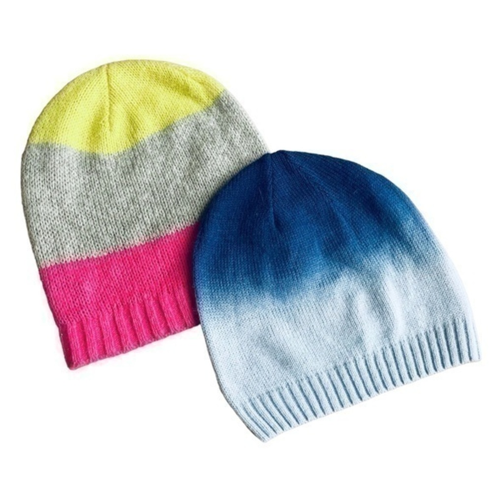 Bundle of 2 Knit Women Hats Multicolor Ombre Blue